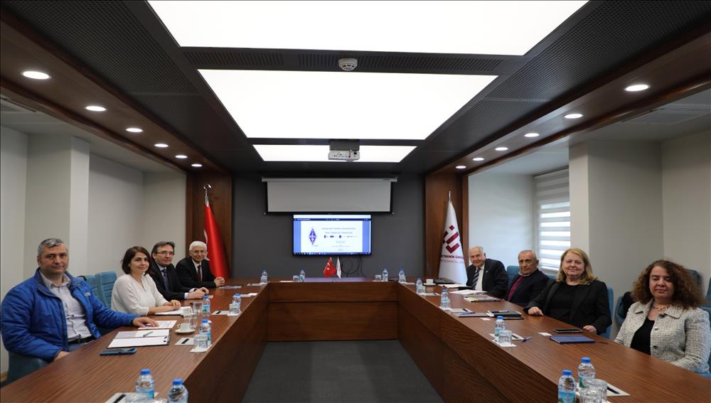 Eskişehir Teknik Üniversitesi ile Türkiye Radyo Amatörleri Cemiyeti Arasında Uluslararası İş Birliği Toplantısı