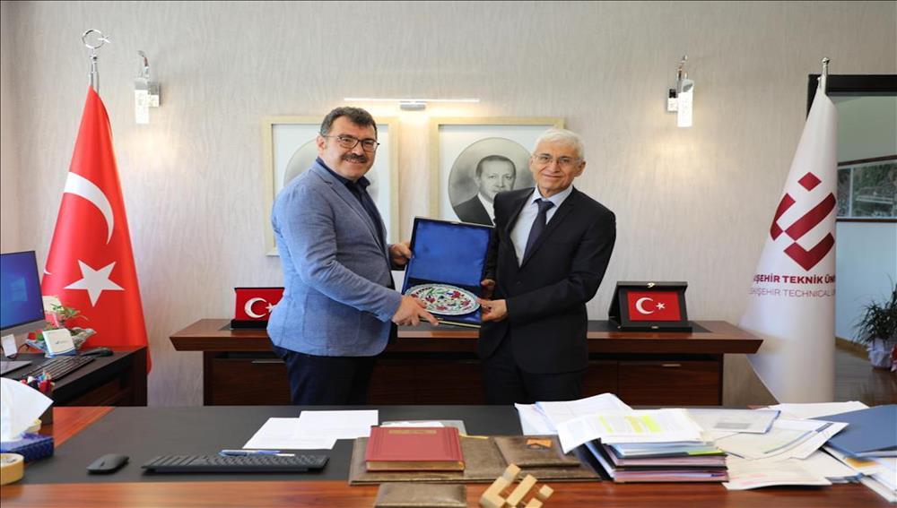 Türkiye Bilimsel ve Teknolojik Araştırma Kurumu (TÜBİTAK) Başkanı Prof. Dr. Sayın Hasan Mandal’dan Rektör Prof. Dr. Adnan Özcan’a Hayırlı Olsun Ziyareti