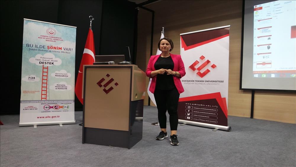 Kadın Erkek İlişkilerinde Pozitif İletişim Konuşuldu 