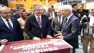 Rektör Prof. Dr. Adnan ÖZCAN, METİF 2026 Açılışına Katıldı