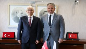 Eskişehir Gençlik ve Spor İl Müdürü Abdülselam Er’den, Rektör Prof. Dr. Adnan Özcan’a Hayırlı Olsun Ziyareti