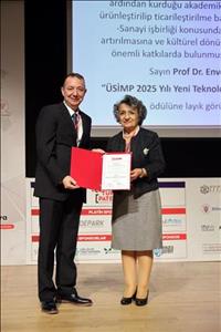 Eskişehir Teknik Üniversitesi Öğretim Üyesi Prof. Dr. Ender SUVACI’ya ÜSİMP 2025 Yılı Yeni Teknoloji Geliştirme ve Ticarileştirme Ödülü