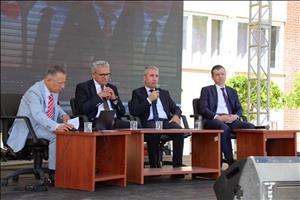 de19e3e8-91ed-4bf4-88bf-01cbeb1f0a14-8k7a6200.jpg